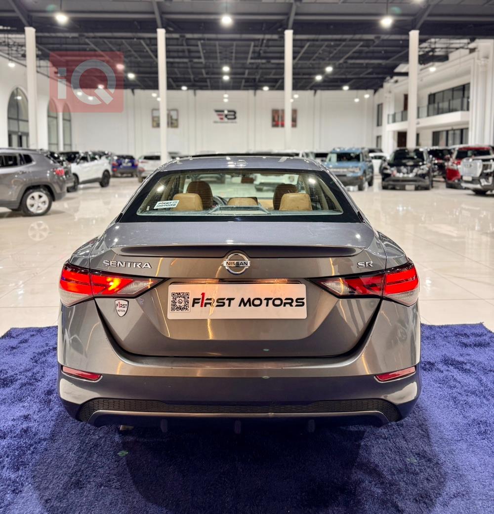 نيسان سنترا